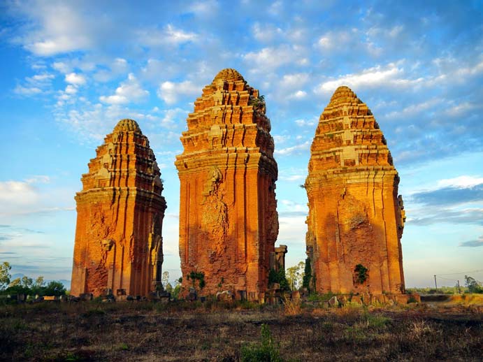 Quần thể tháp Chăm
